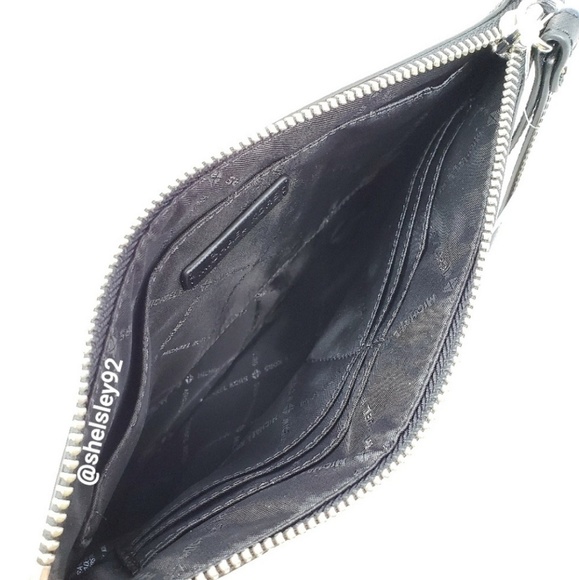 ⚠️LAST ONE⚠️ Michael Kors Floral Clutch Wristlet - Picture 3 of 5